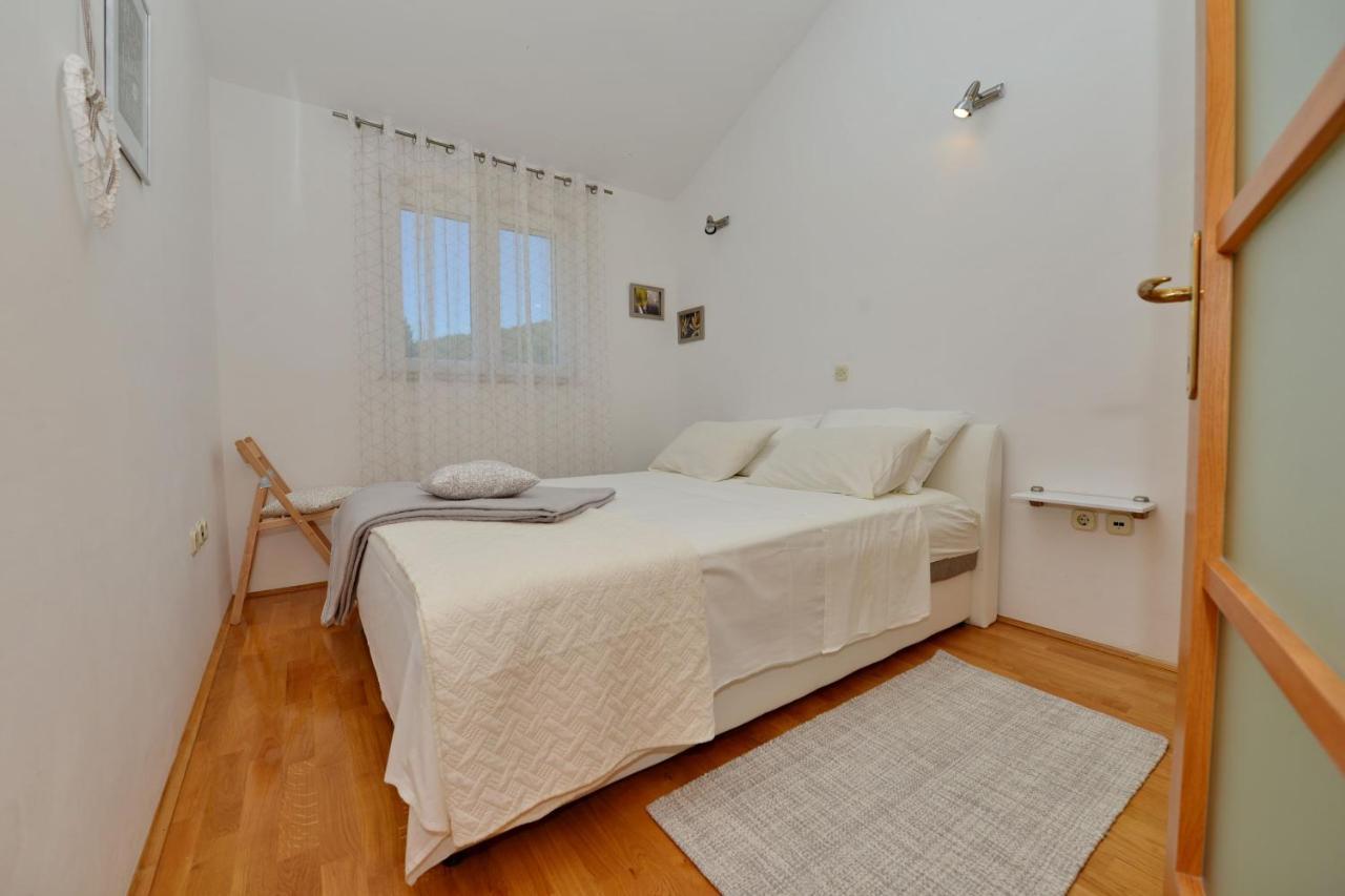 Apartmani Vila Karla, Dobropoljana, Otok Pasman 外观 照片