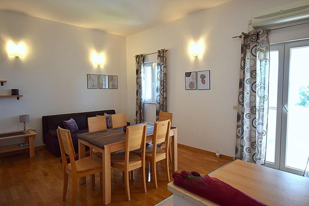 Apartmani Vila Karla, Dobropoljana, Otok Pasman 外观 照片