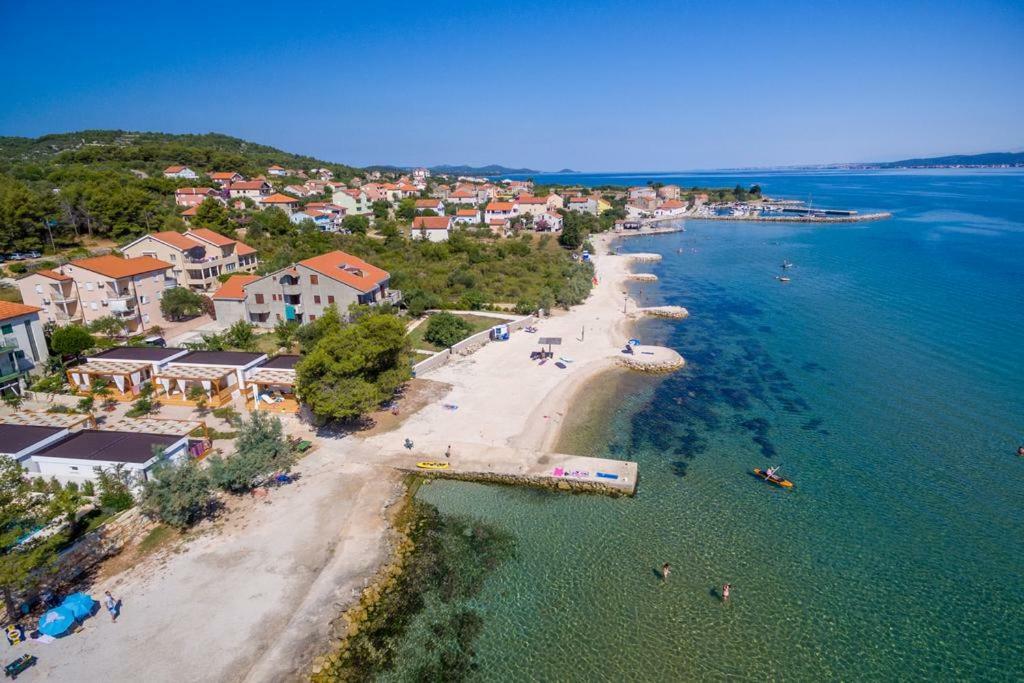 Apartmani Vila Karla, Dobropoljana, Otok Pasman 外观 照片